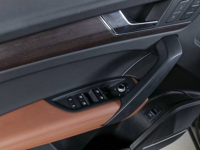 Certified 2025 Audi Q5 Prestige AWD/4WD image 27