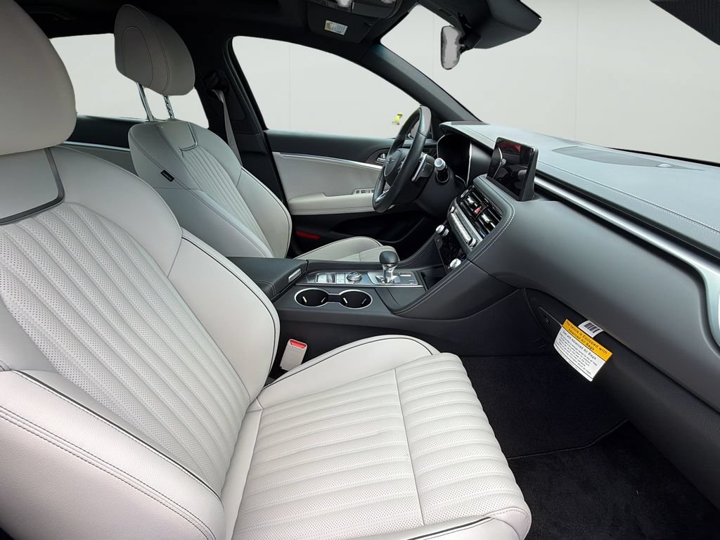 Certified 2025 Genesis G70 2.5T w/ Sport Prestige Package AWD/4WD image 35