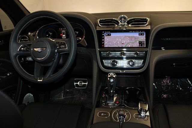 Used 2023 Bentley Bentayga Extended Wheelbase image 23