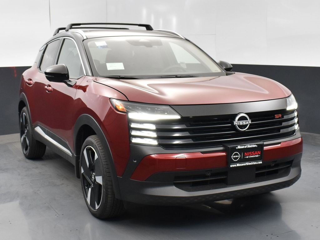 New 2025 Nissan Kicks SR w/ SR Premium Package