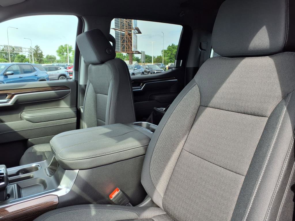 New 2025 Chevrolet Silverado 1500 LT image 12