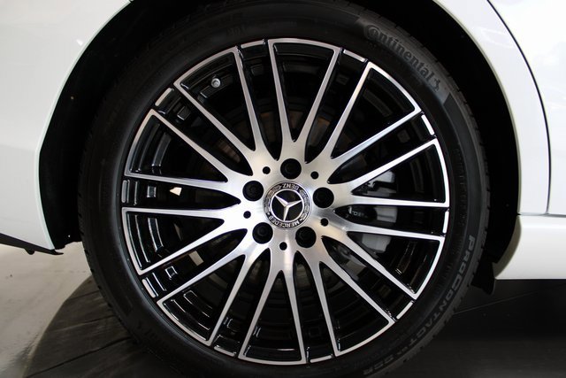 Used 2024 Mercedes-Benz C 300 4MATIC Sedan image 35