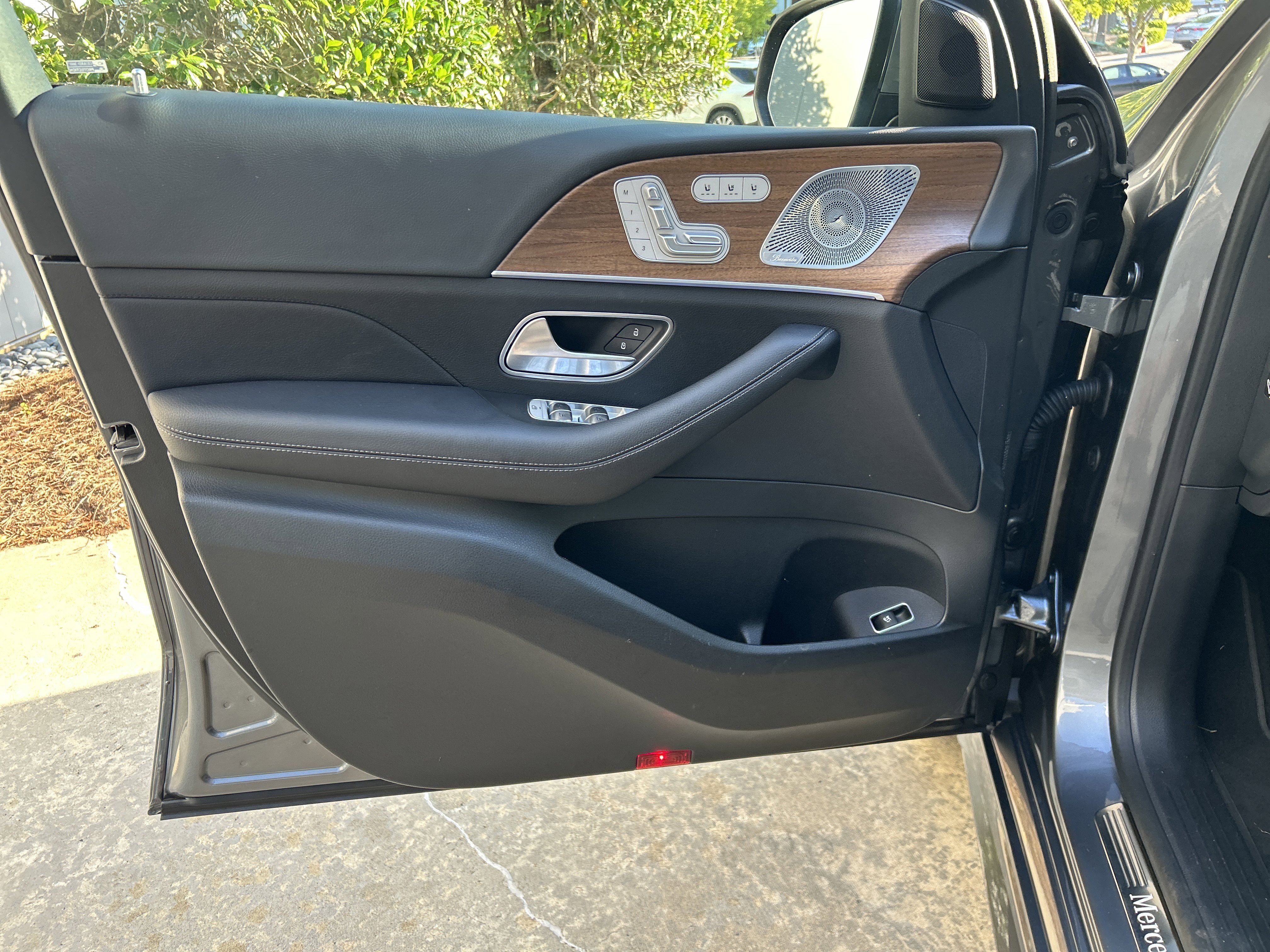 Certified 2025 Mercedes-Benz GLE 350 4MATIC image 16