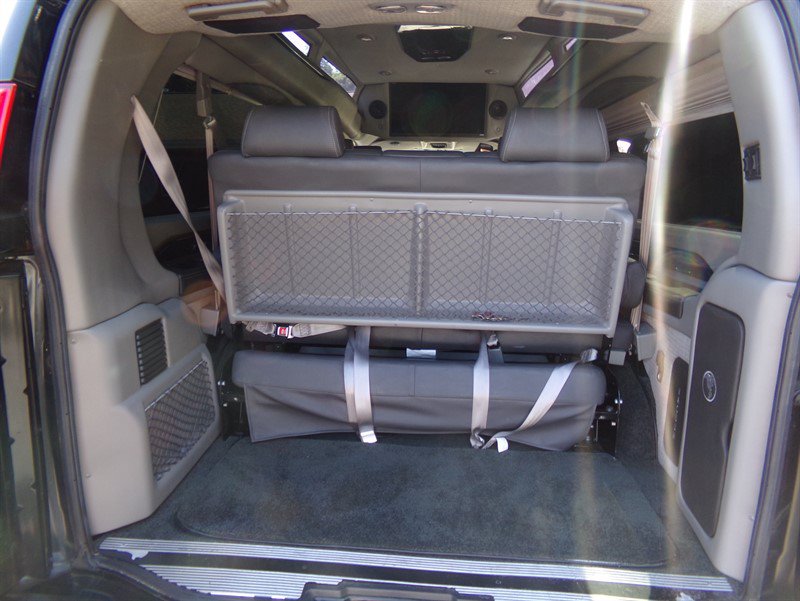 Used 2022 Chevrolet Express 2500 Extended RWD image 28