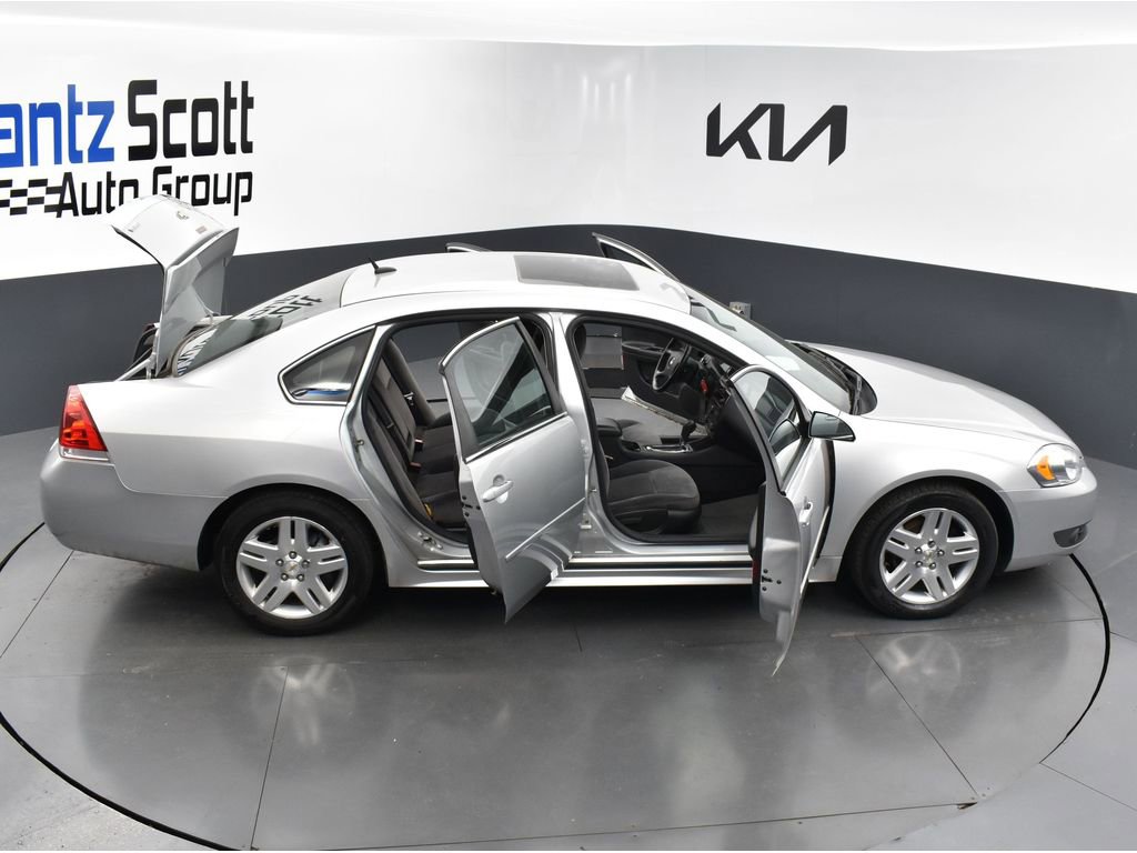 Used 2011 Chevrolet Impala LT image 32