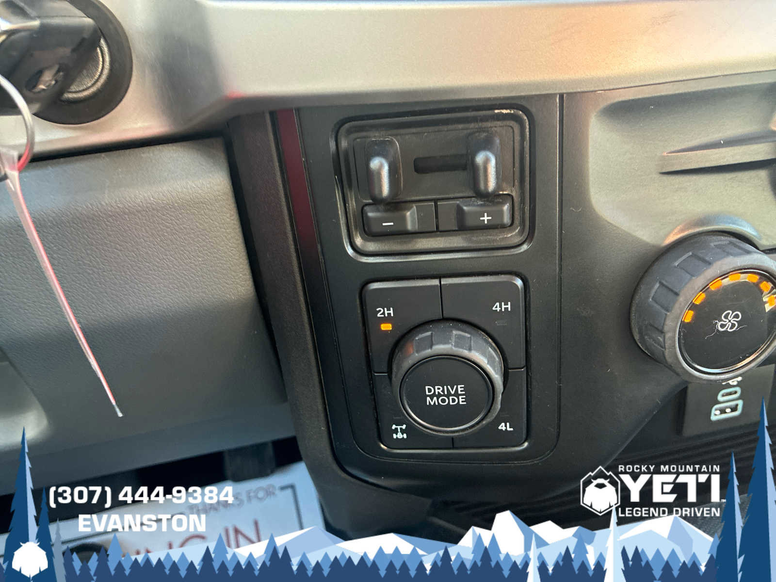 Used 2023 Ford F350 XLT w/ FX4 Off-Road Package AWD/4WD image 18