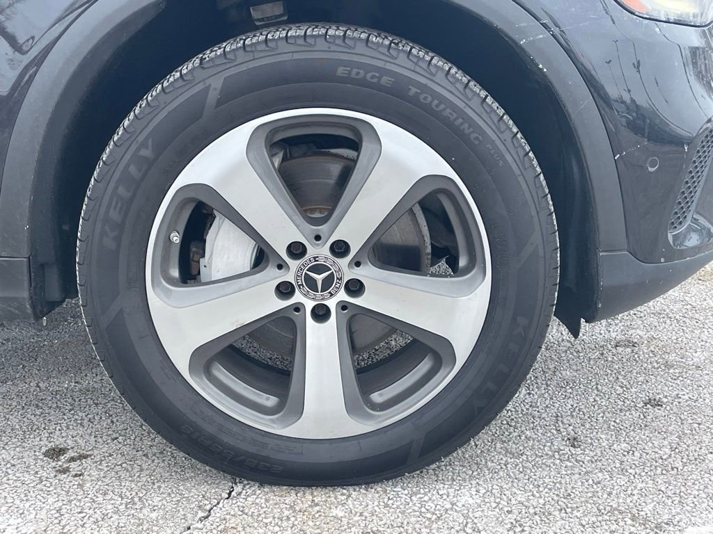 Used 2020 Mercedes-Benz GLC 300 4MATIC Coupe image 9