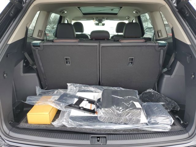 New 2026 Volkswagen Atlas Peak Edition image 9