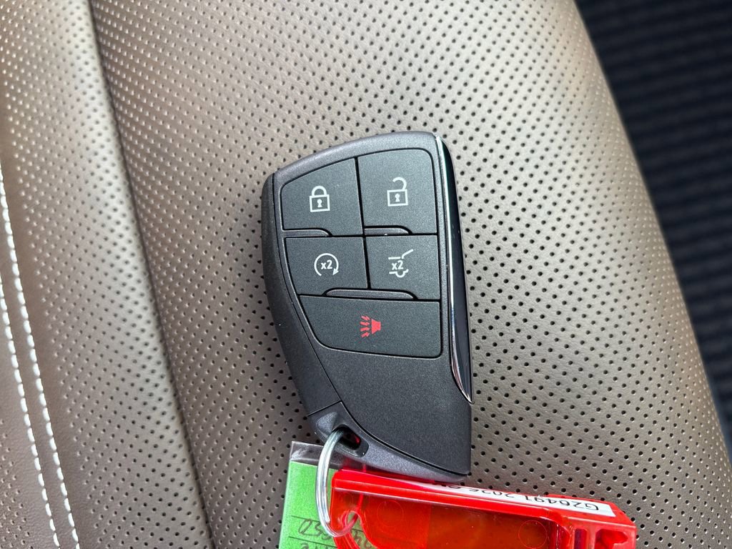 New 2026 GMC Acadia Denali Ultimate w/ LPO, Floor Liner Package image 57