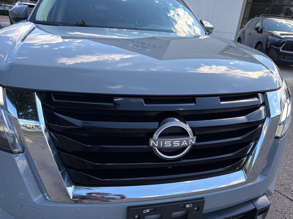 Used 2023 Nissan Pathfinder Platinum w/ Cargo Package AWD/4WD image 15