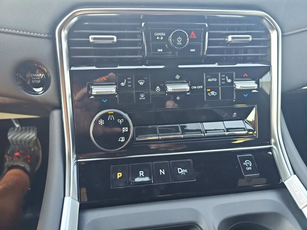 New 2026 Nissan Armada SL w/ Captain's Chari Seat Package image 14