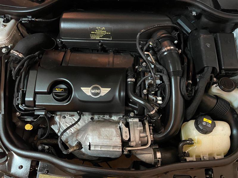 Used 2015 MINI Cooper S FWD image 23