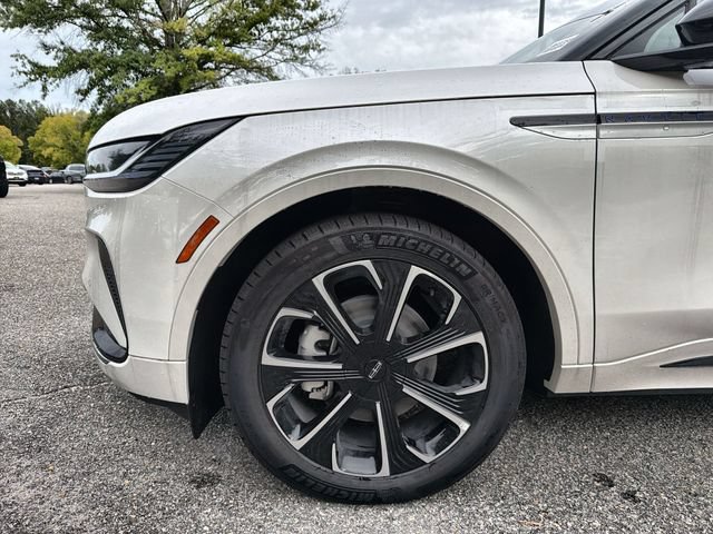 New 2026 Lincoln Nautilus Reserve AWD/4WD image 10