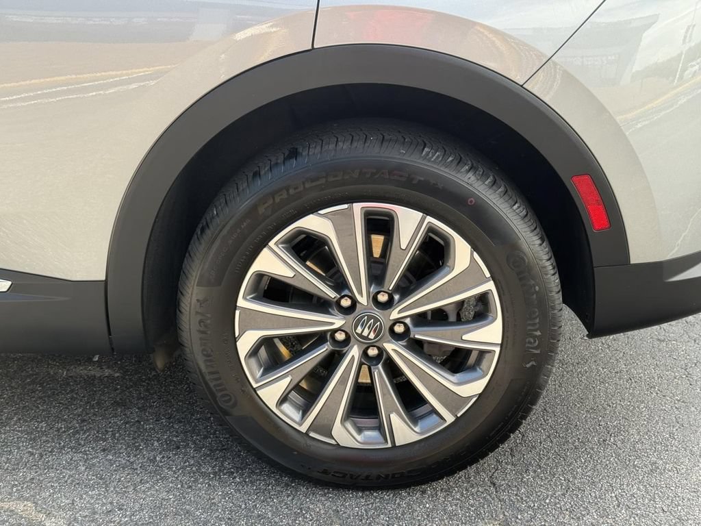 Used 2024 Buick Envision Preferred AWD/4WD image 25