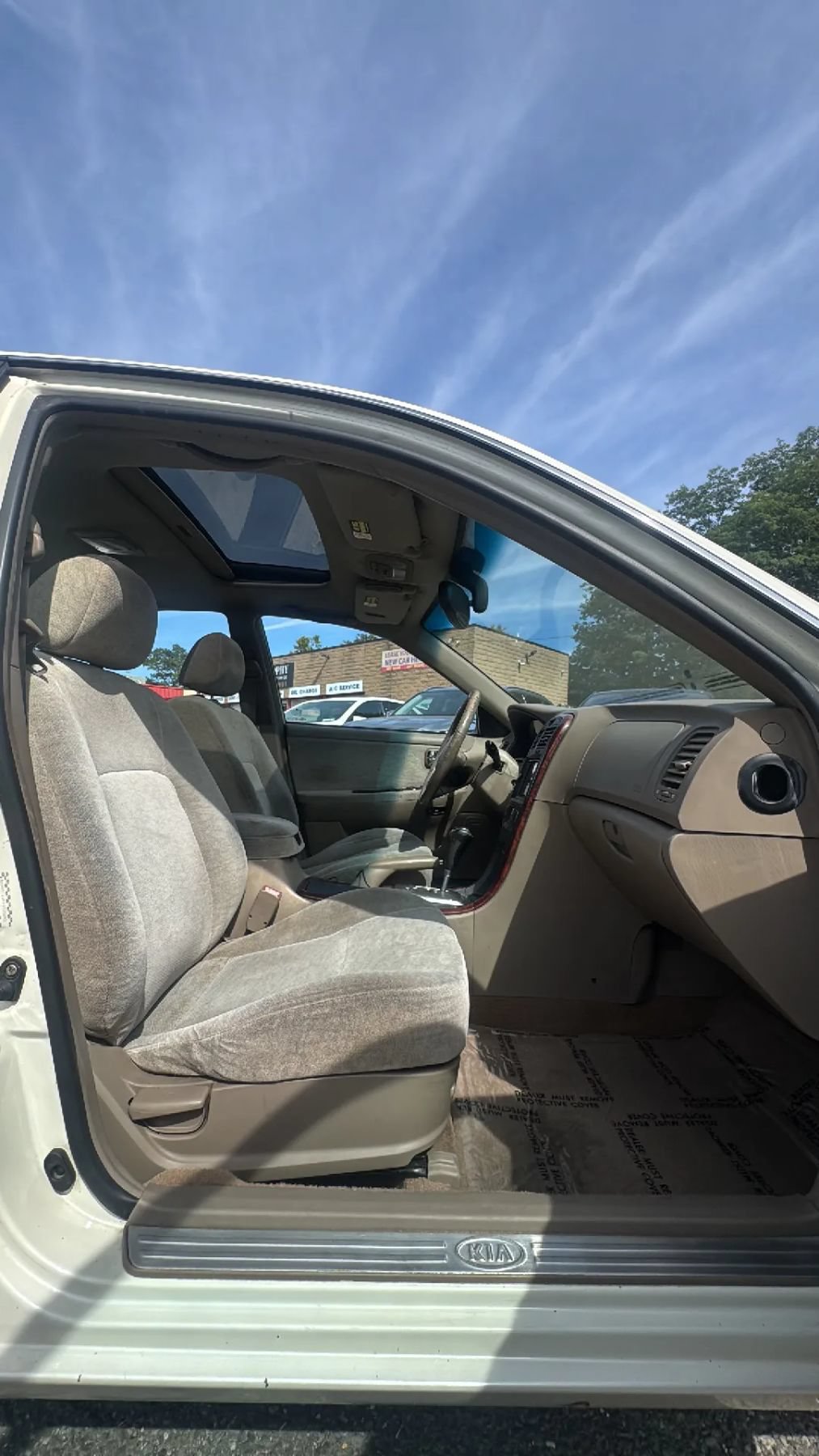 Used 2004 Kia Optima FWD image 22