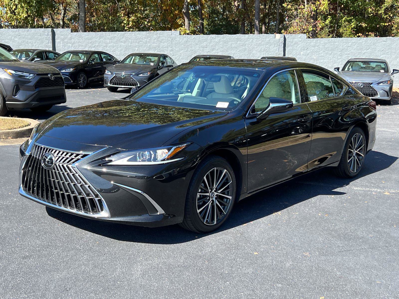 New 2025 Lexus ES 350 w/ Premium Package image 2