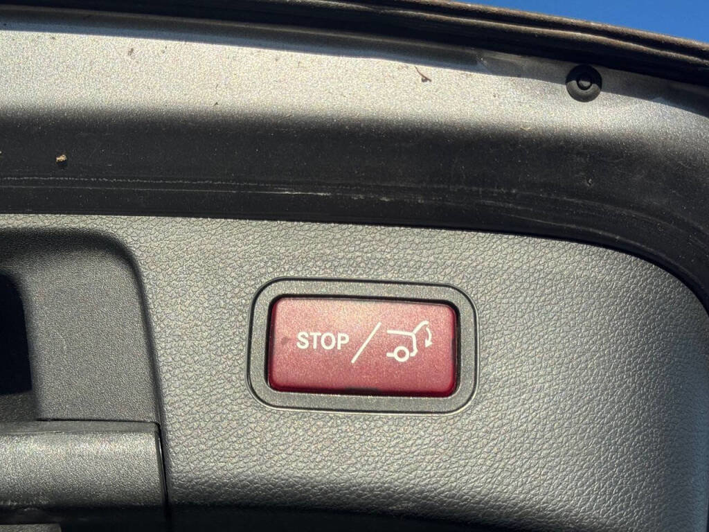 Used 2018 Mercedes-Benz GLA 250 4MATIC image 28