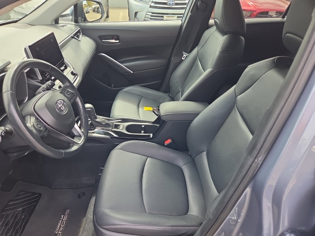 Certified 2023 Toyota Corolla Cross XLE w/ Convenience Package AWD/4WD image 10