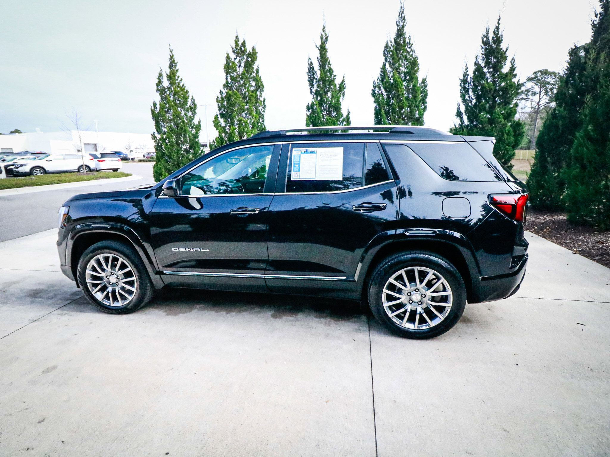 Used 2026 GMC Terrain Denali image 7