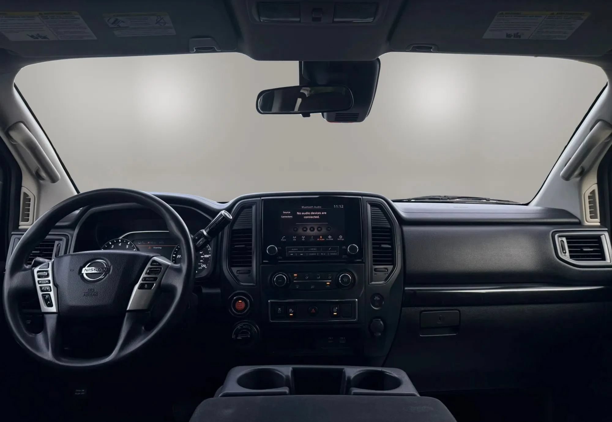 Used 2022 Nissan Titan SV AWD/4WD image 9