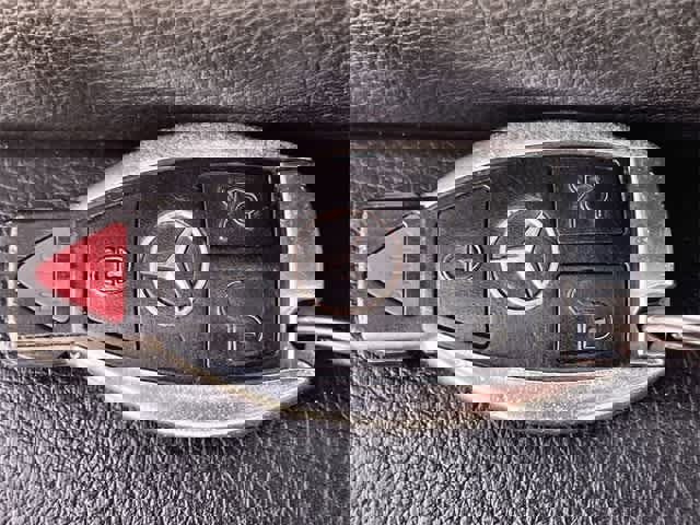 Used 2016 Mercedes-Benz C 300 Sedan image 21