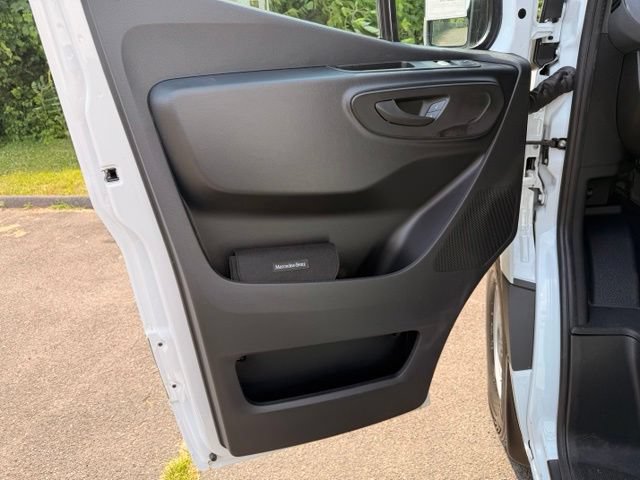 New 2026 Mercedes-Benz Sprinter 2500 image 12