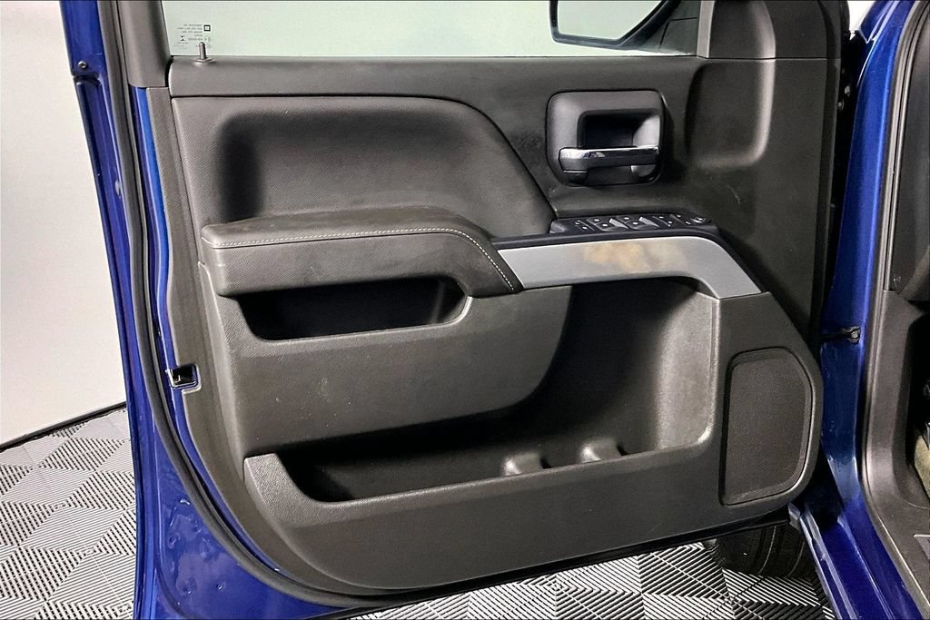 Used 2018 Chevrolet Silverado 1500 LT w/ All Star Edition AWD/4WD image 23