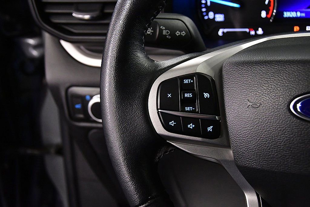 Used 2023 Ford Explorer XLT image 20