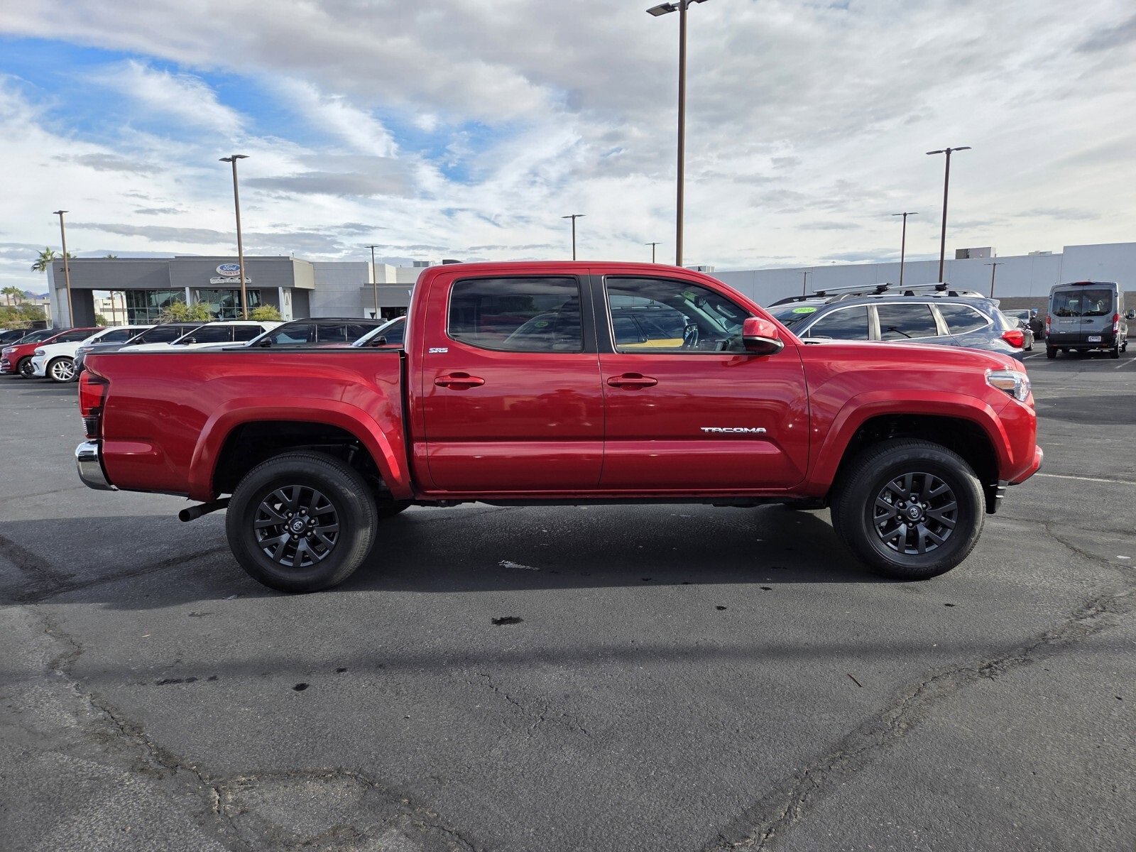 Used 2023 Toyota Tacoma SR5 image 7