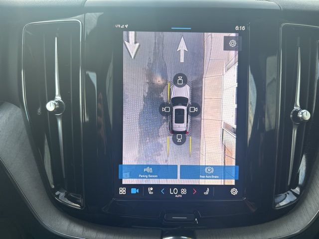 Certified 2025 Volvo XC60 B5 Plus AWD/4WD image 24