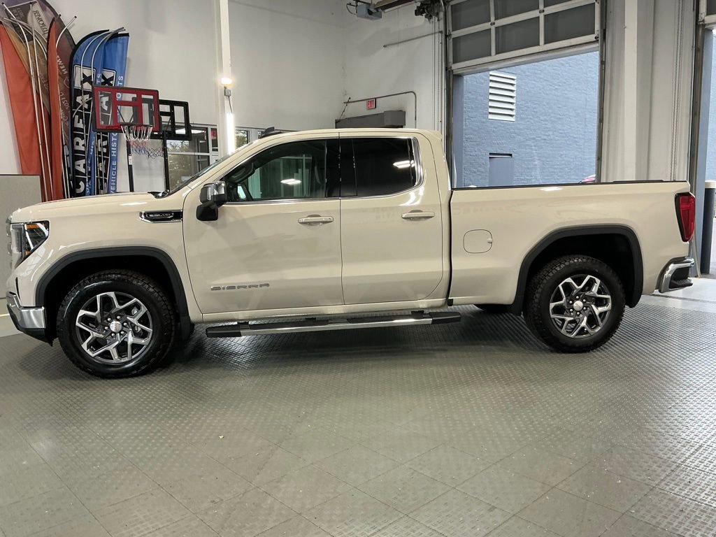 Used 2026 GMC Sierra 1500 SLE w/ Preferred Package RWD image 19