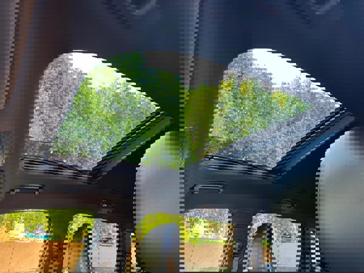 Used 2017 Lincoln MKX Select w/ Select Plus Package image 27