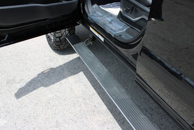 Used 2023 Ford F450 Platinum w/ FX4 Off-Road Package image 24