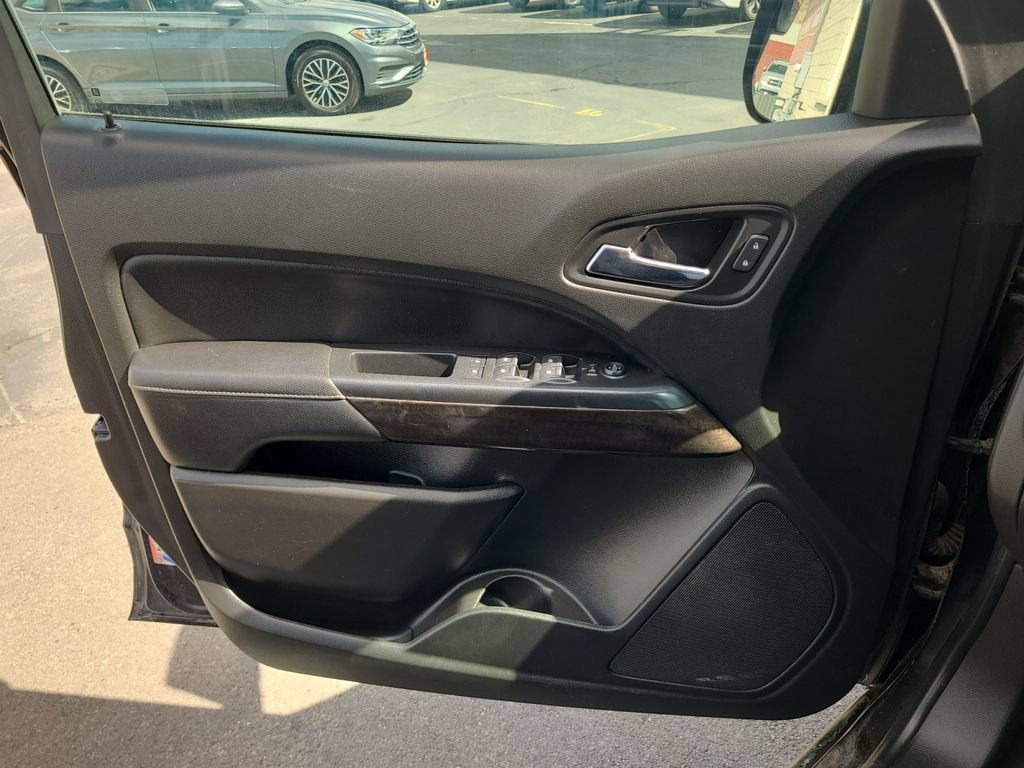 Used 2019 GMC Canyon SLE AWD/4WD image 19