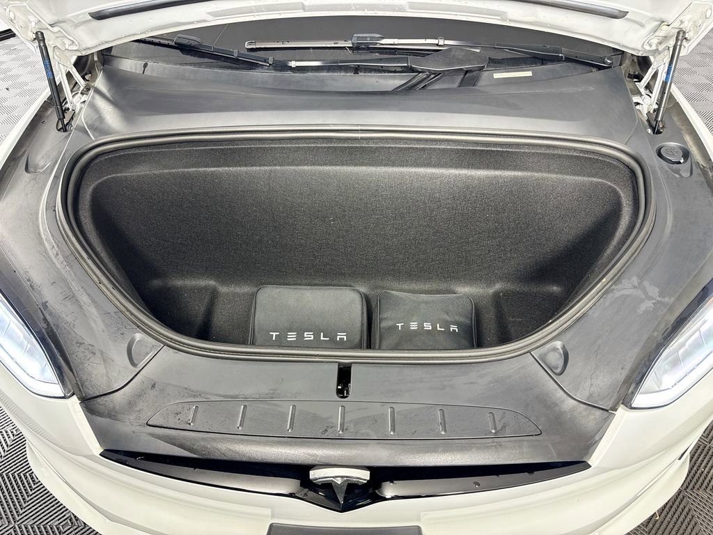 Used 2022 Tesla Model X Plaid image 36