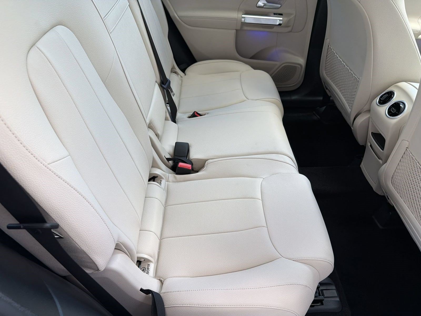 Used 2026 Mercedes-Benz GLB 250 image 29