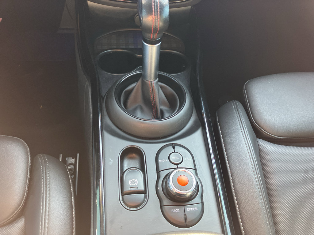 Used 2019 MINI Cooper Clubman S w/ Premium Package image 19