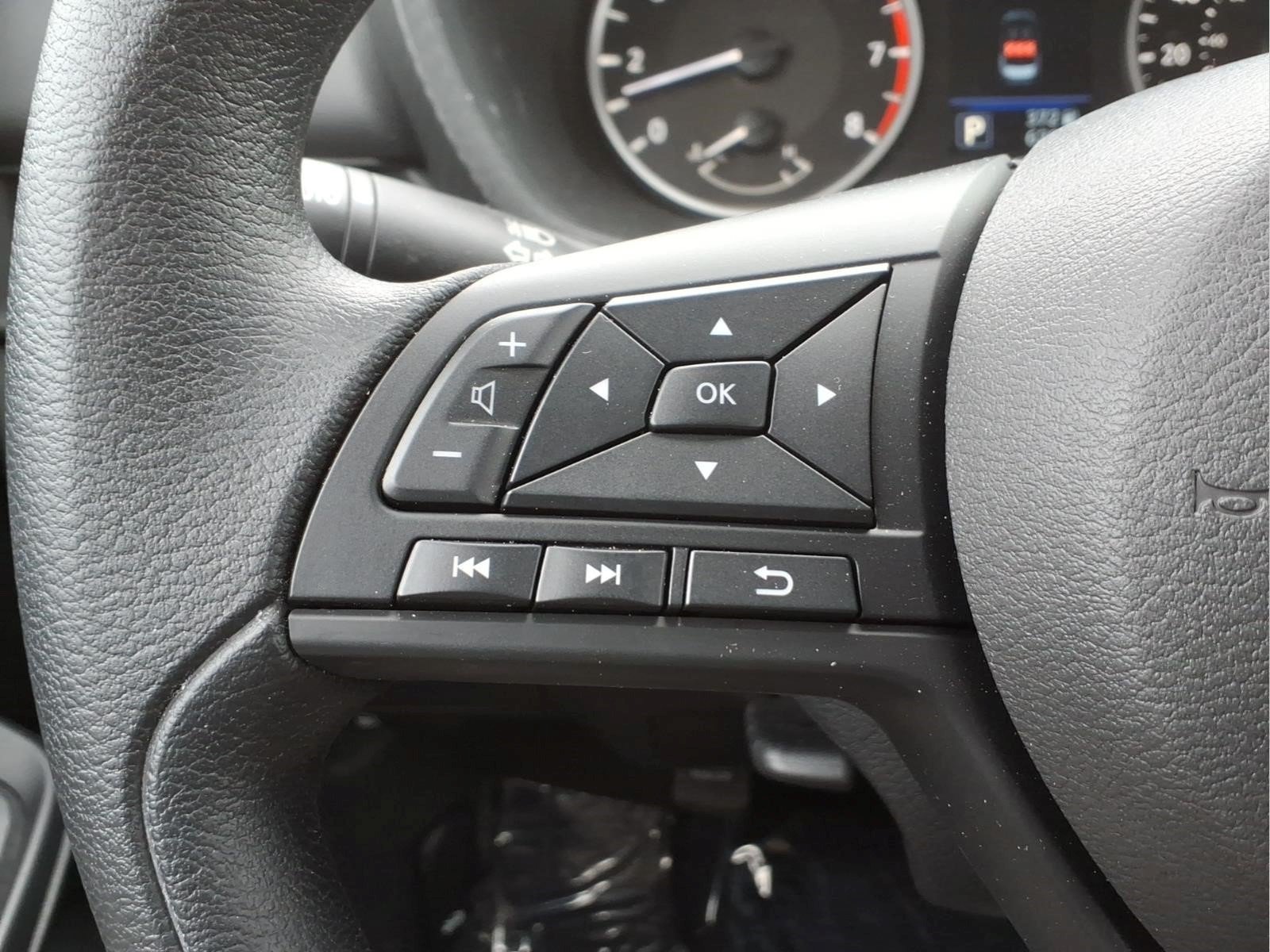 Certified 2025 Nissan Sentra S FWD image 15
