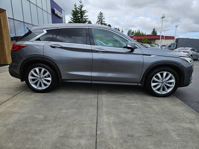 Used 2019 INFINITI QX50 Essential w/ Proactive Package AWD/4WD image 4