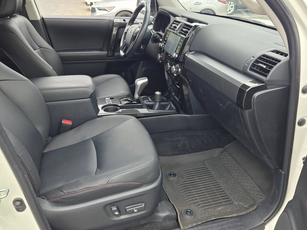 Used 2023 Toyota 4Runner TRD Off-Road Premium w/ Moonroof Package AWD/4WD image 6