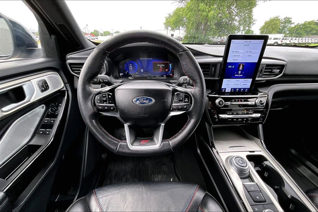 Used 2023 Ford Explorer ST w/ Equipment Group 401A AWD/4WD image 5