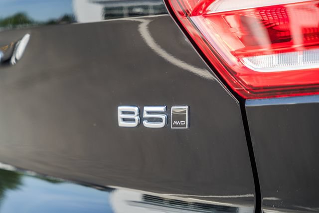 Certified 2023 Volvo XC40 B5 Plus w/ Protection Package Premier AWD/4WD image 8