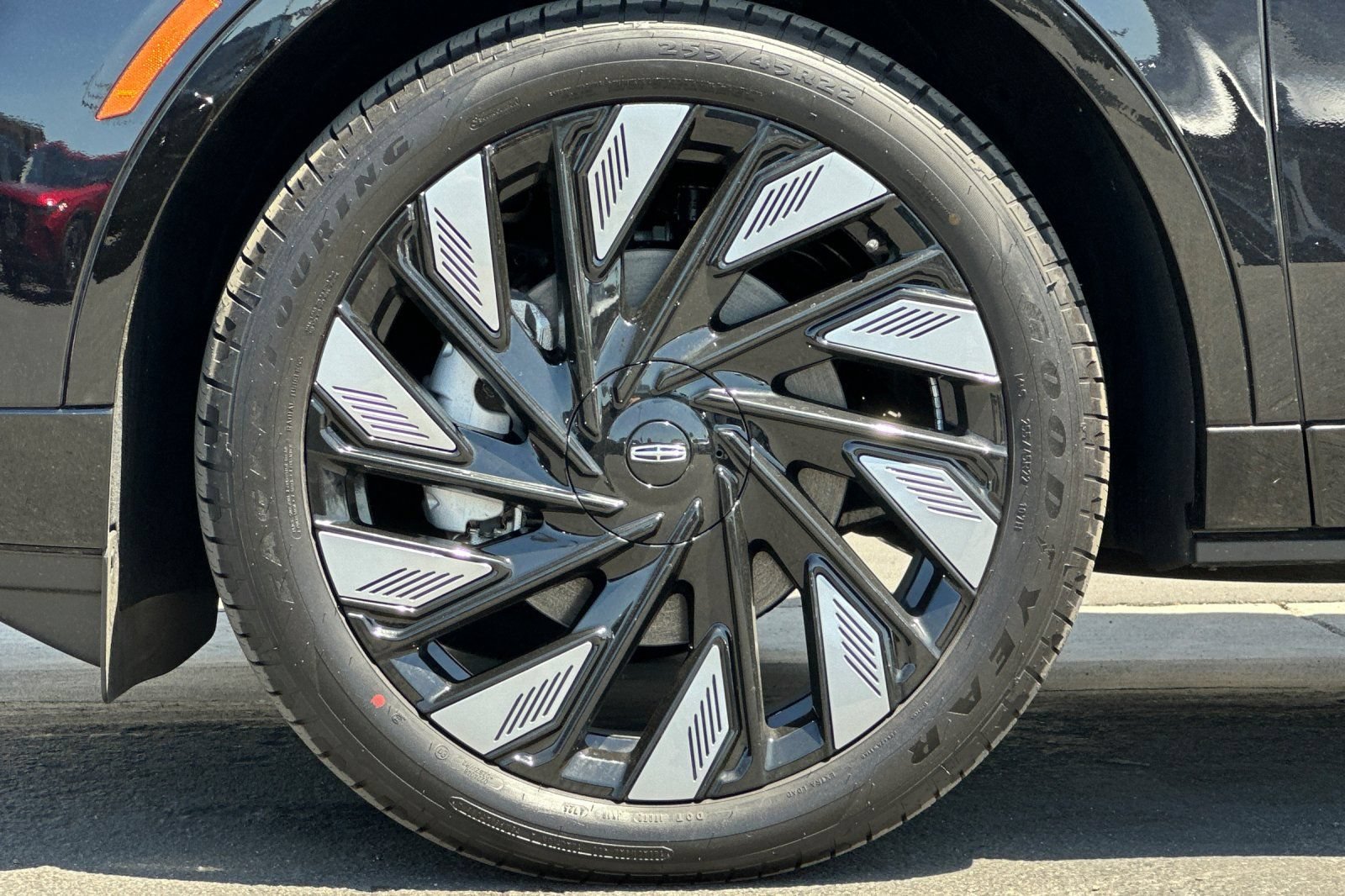 New 2026 Lincoln Nautilus Black Label w/ Jet Appearance Package AWD/4WD image 25