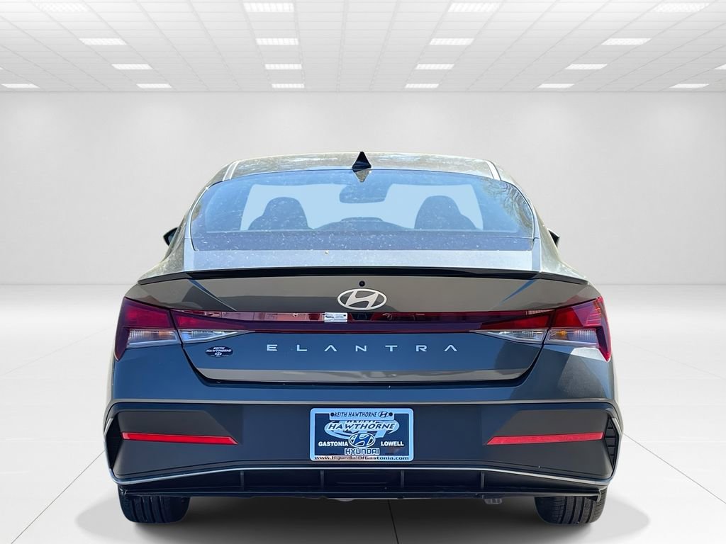 New 2026 Hyundai Elantra Sport image 5