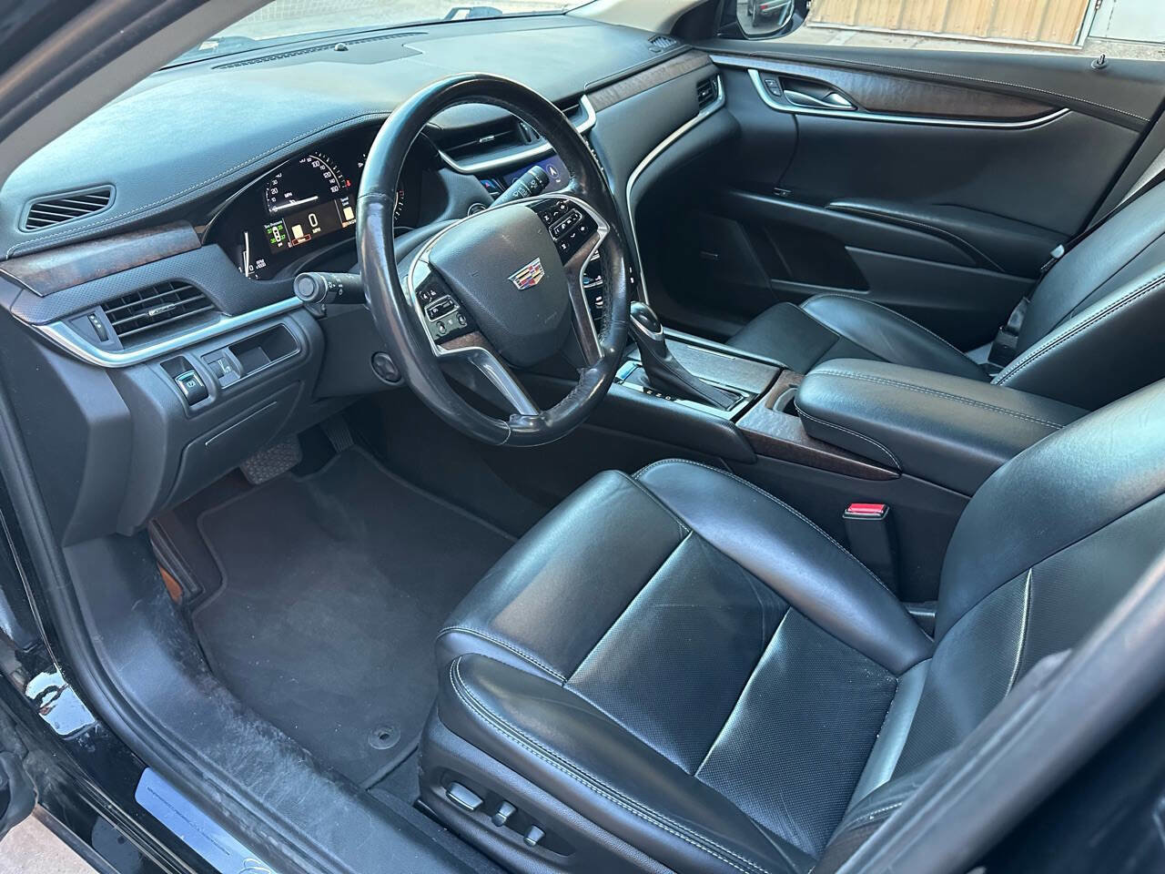 Used 2018 Cadillac XTS Luxury image 7