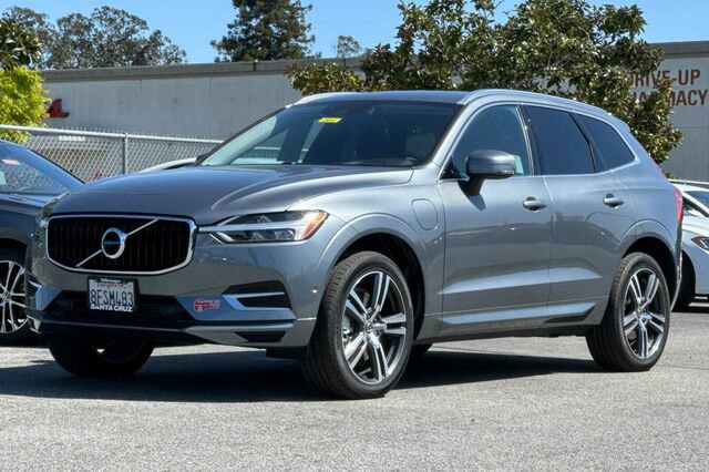 Used 2019 Volvo XC60 T8 Momentum w/ Premium Package AWD/4WD image 8