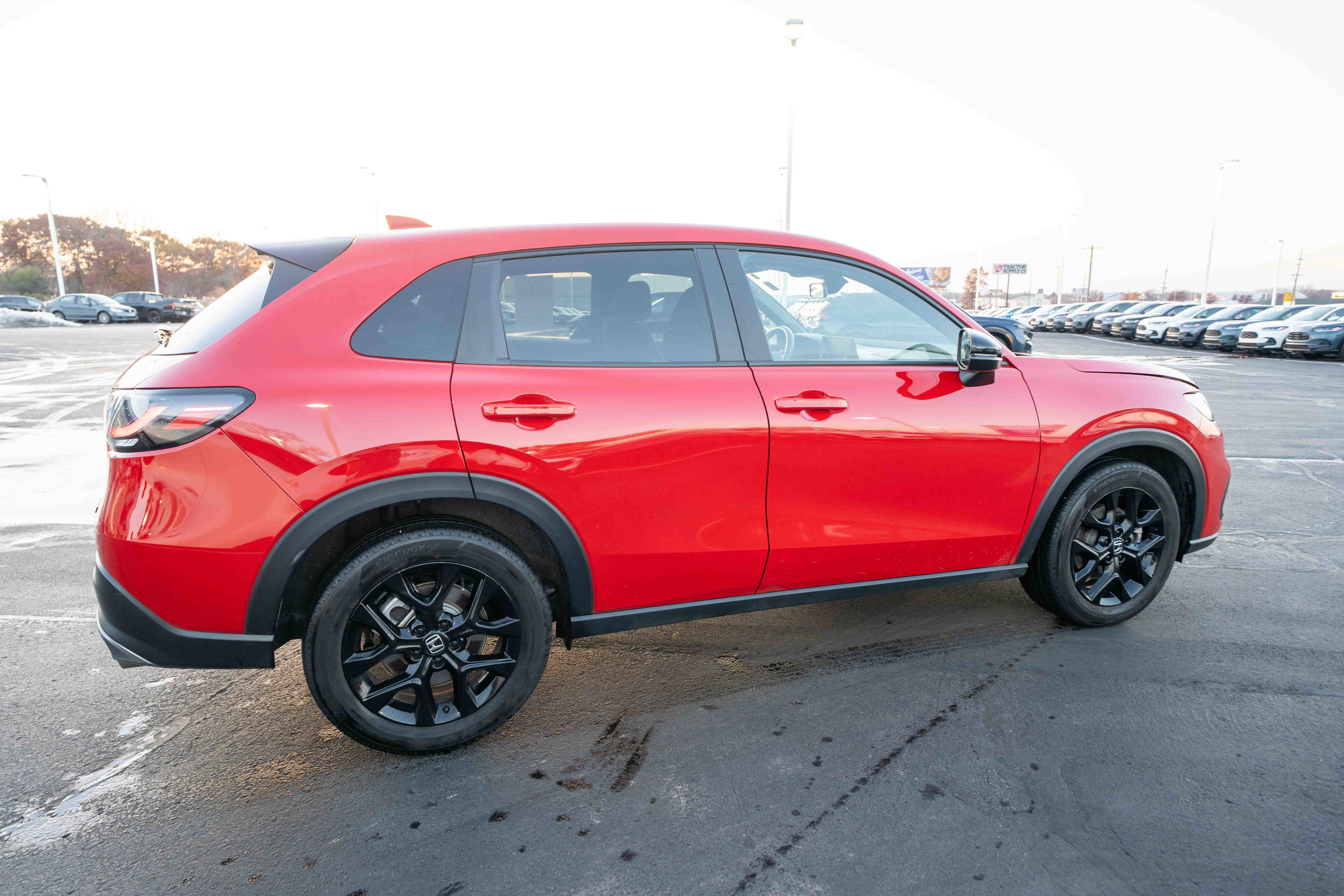 Used 2025 Honda HR-V Sport image 6