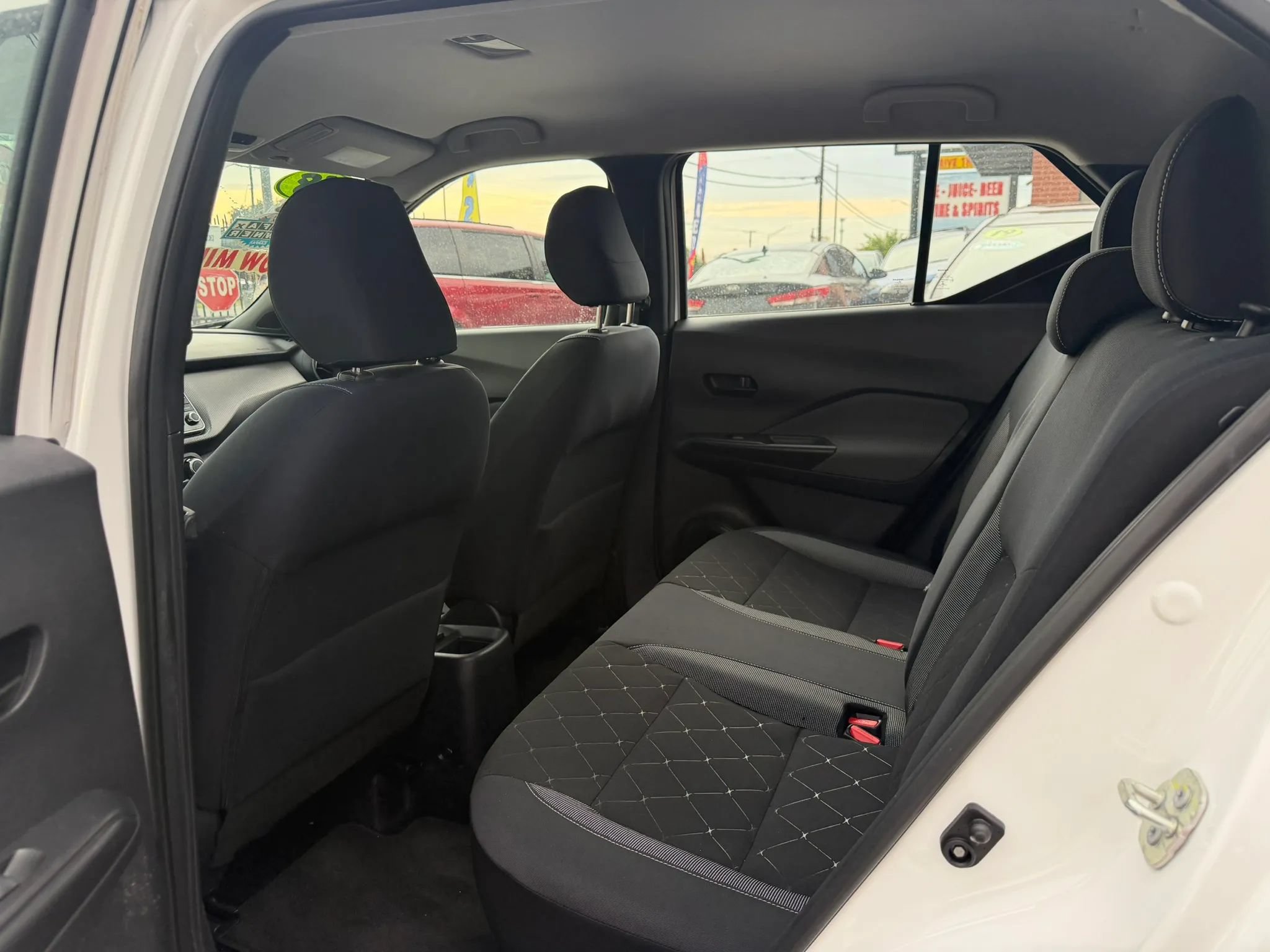 Used 2018 Nissan Kicks S FWD image 14
