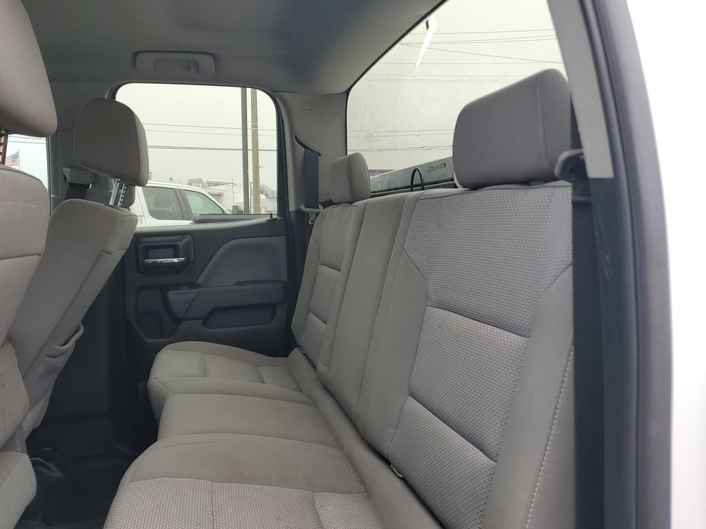 Used 2018 Chevrolet Silverado 2500 W/T w/ WT Fleet Convenience Package RWD image 11