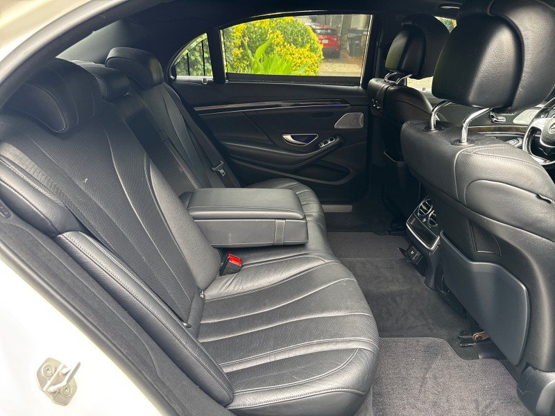 Used 2016 Mercedes-Benz S 550 Sedan image 34